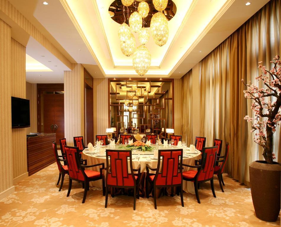 Landison Green Town Hotel Xinchang Εξωτερικό φωτογραφία