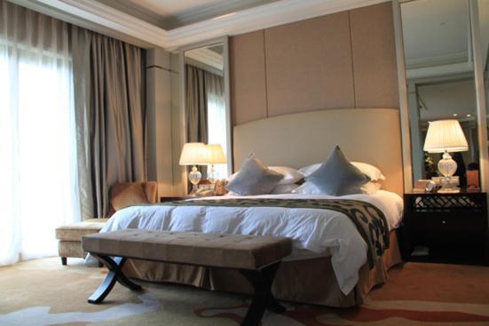 Landison Green Town Hotel Xinchang Δωμάτιο φωτογραφία